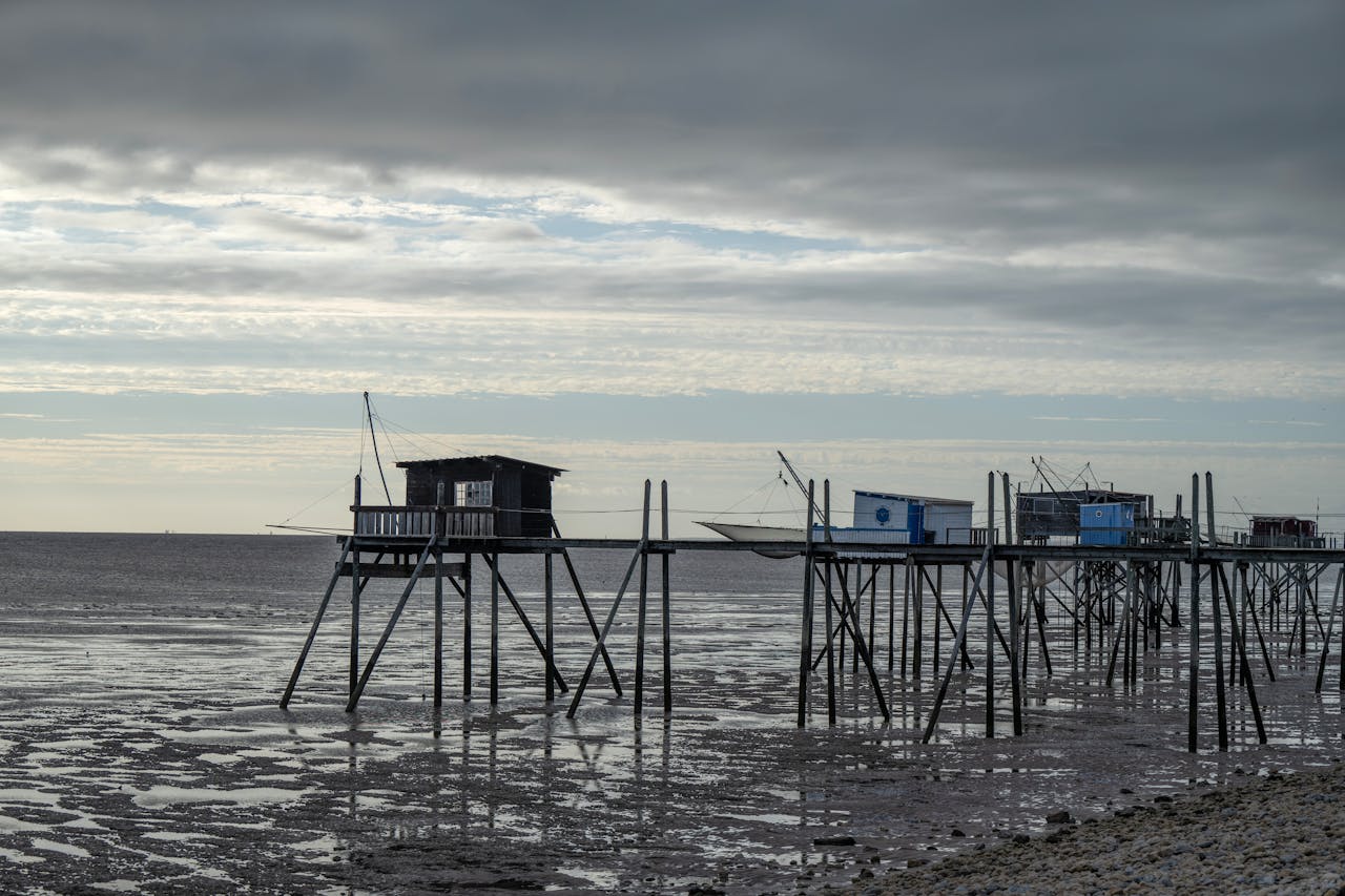 Cabane de pêcheurs vue mer